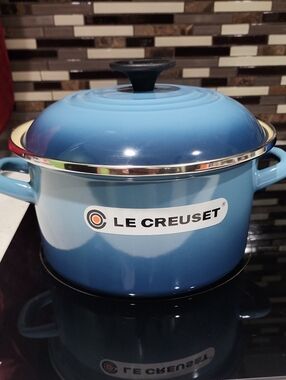 Le Creuset Enamel Casserole/Marine blue